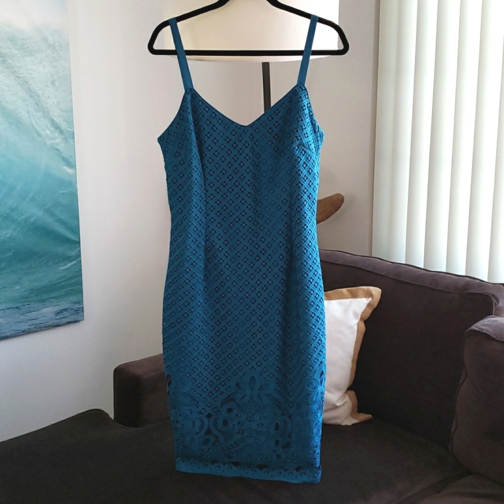 WHBM Tourqoise Strappy Slip style dress Size 14 cocktail length midi
